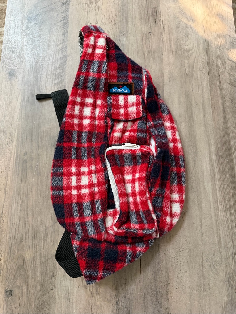 Kavu Red Blue and Whit Plaid Sling Rope Bag EUC